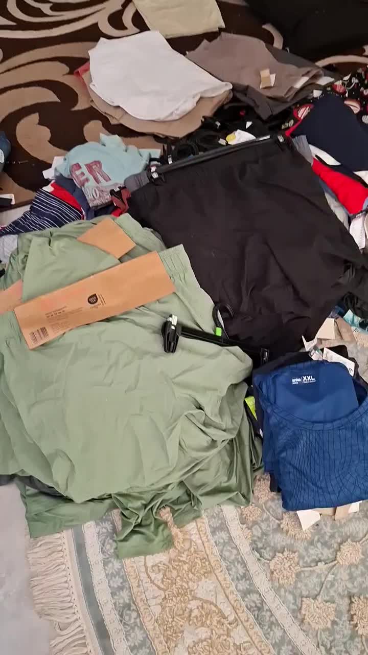 پوشاک خارجی عمده قیمت مناسب همه اسپرت|لباس|بوشهر, |دیوار