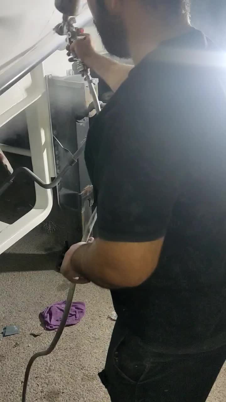 رنگ آمیزی ماشین هایه سبک وسنگین موتور پاگشای|خدمات موتور و ماشین|برازجان, |دیوار