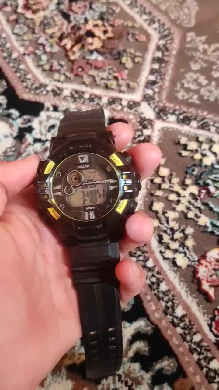 ساعت|ساعت|ثلاث باباجانی, |دیوار