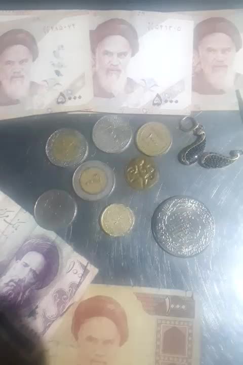 اسکناس جمهوری سکه جمهوری وسکه امام علی قدیمی|کلکسیون سکه، تمبر، اسکناس|سبزوار, زینبیه|دیوار