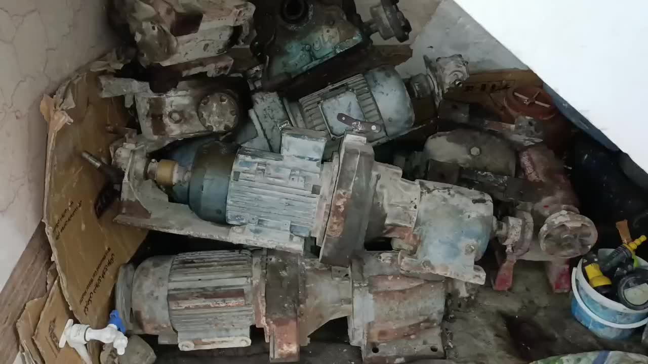 الکتروموتور گیربکس دور متغیر بهمراه حلزونی|ماشین‌آلات صنعتی|رزن, |دیوار