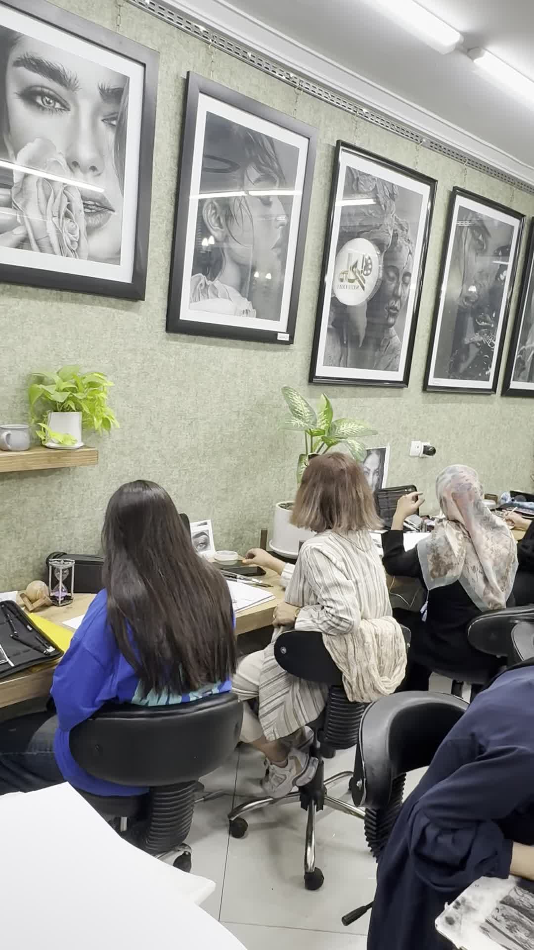 آموزشگاه تخصصی نقاشی محدوده افسریه|خدمات آموزشی|تهران, شهرک رضویه|دیوار