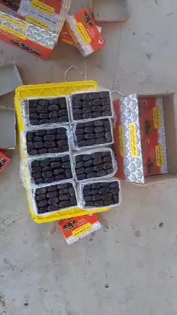 خرما مضافتی مادر کارتن دارم در سرخانه برای فروش|حراج|جیرفت, |دیوار