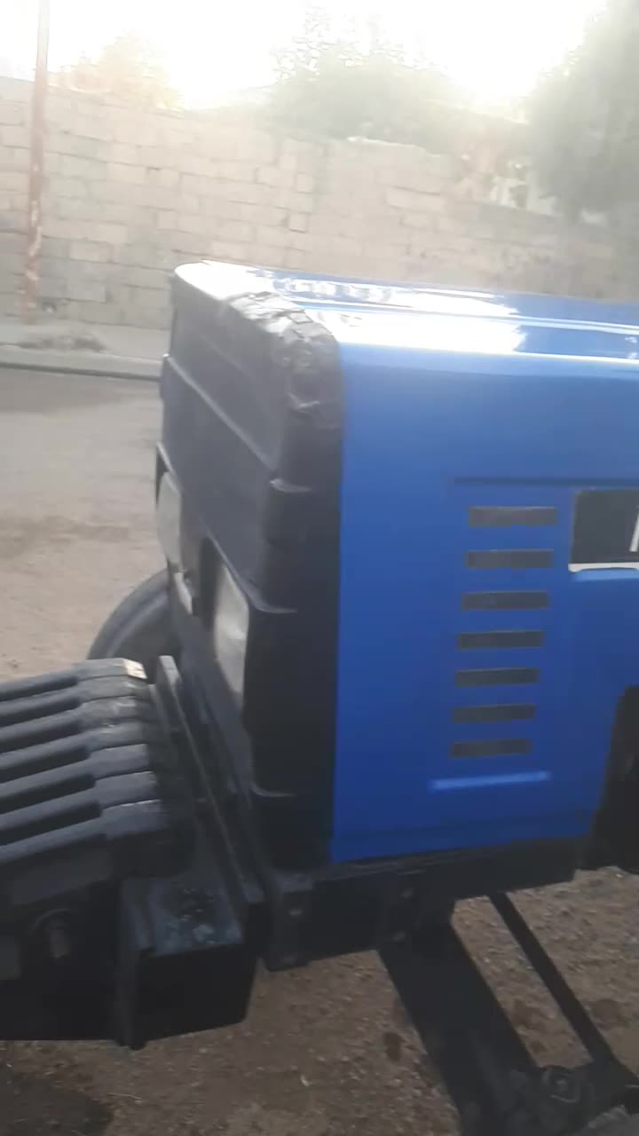 تراکتورنیوهلندمدل۸۲|خودرو سنگین|پارس‌آباد, |دیوار