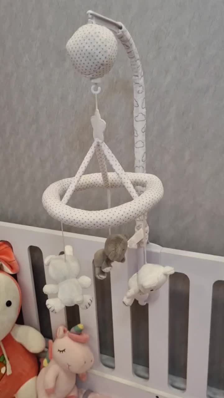 آویز موزیکال بالای تخت playgro|تخت و سرویس خواب|رشت, معلم|دیوار