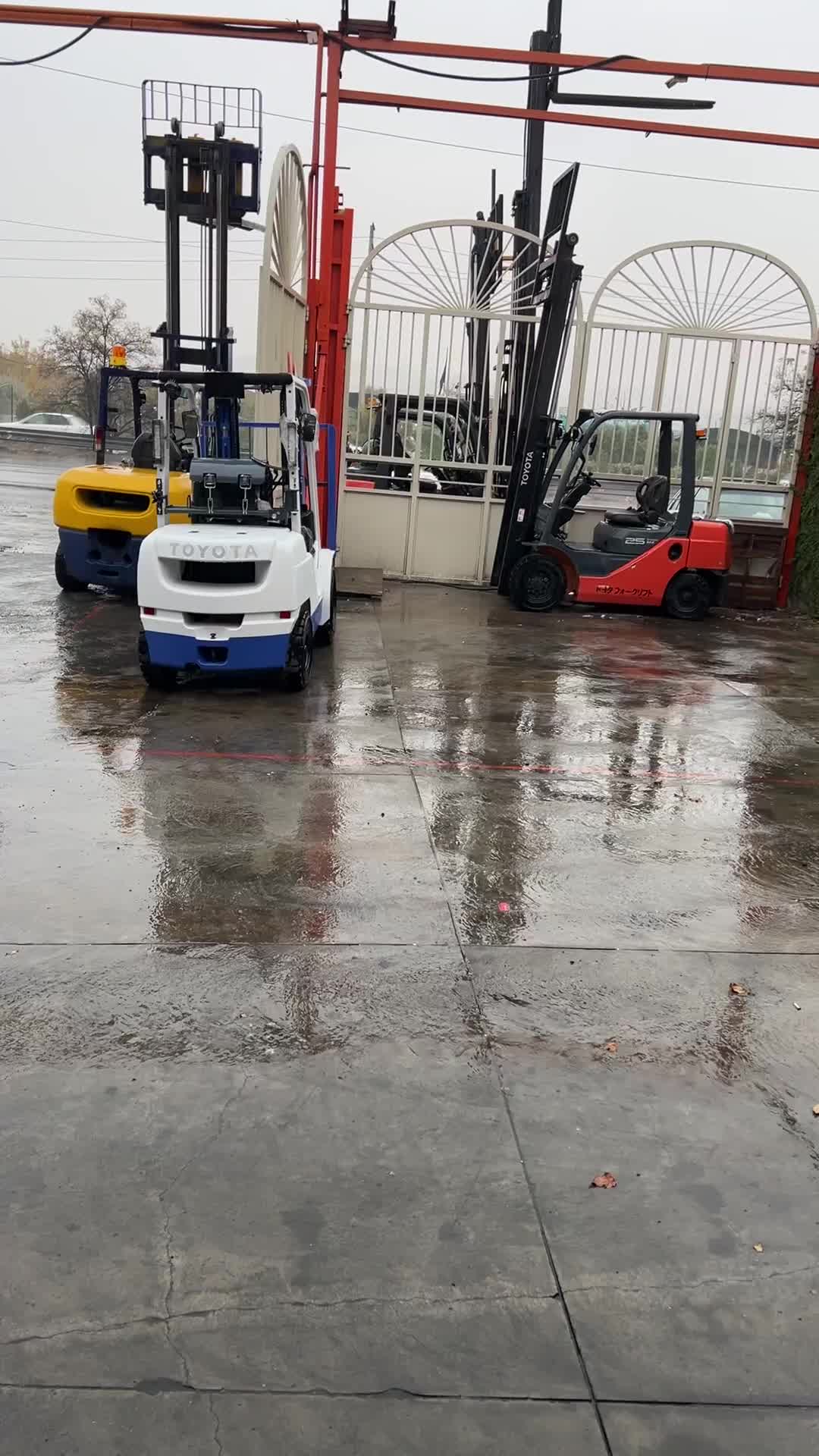 لیفتراک تبریز|خودرو سنگین|تبریز, |دیوار