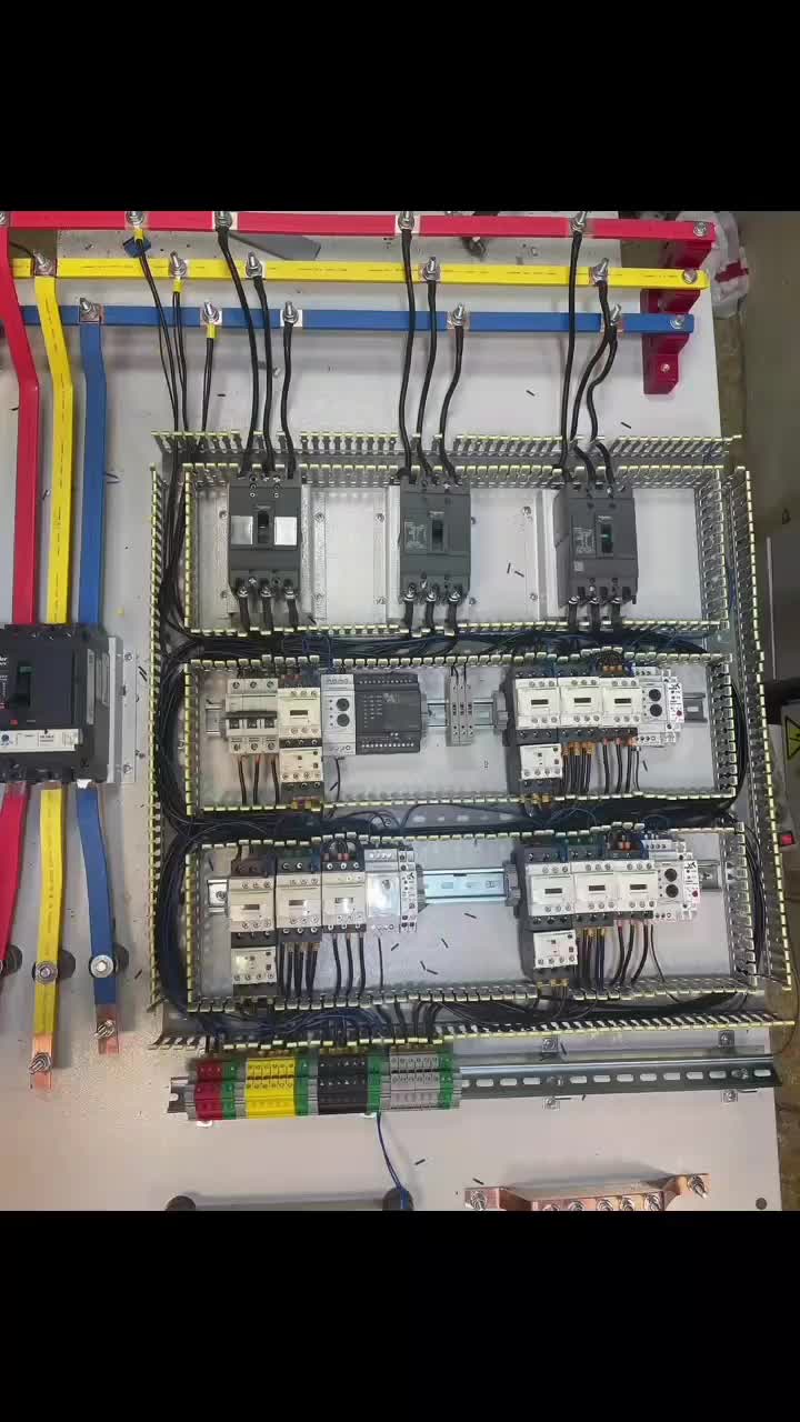 برقکارصنعتی،برقکش،برق کش،سیمکش،سیم کش برق کار|خدمات پیشه و مهارت|زاهدان, |دیوار