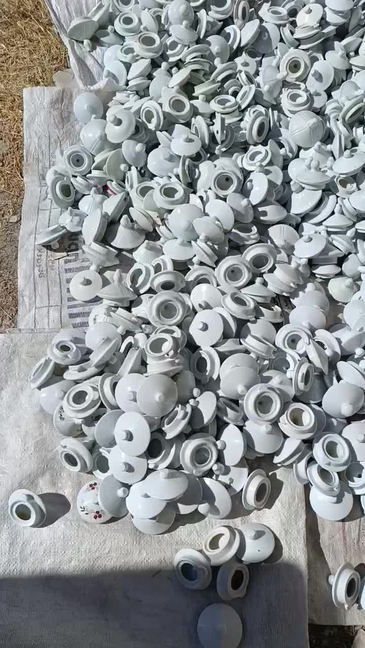 فروش دری قوری درجه یک و دو وسه|قوری، کتری، قهوهساز دستی|نجفآباد, کهریزسنگ|دیوار