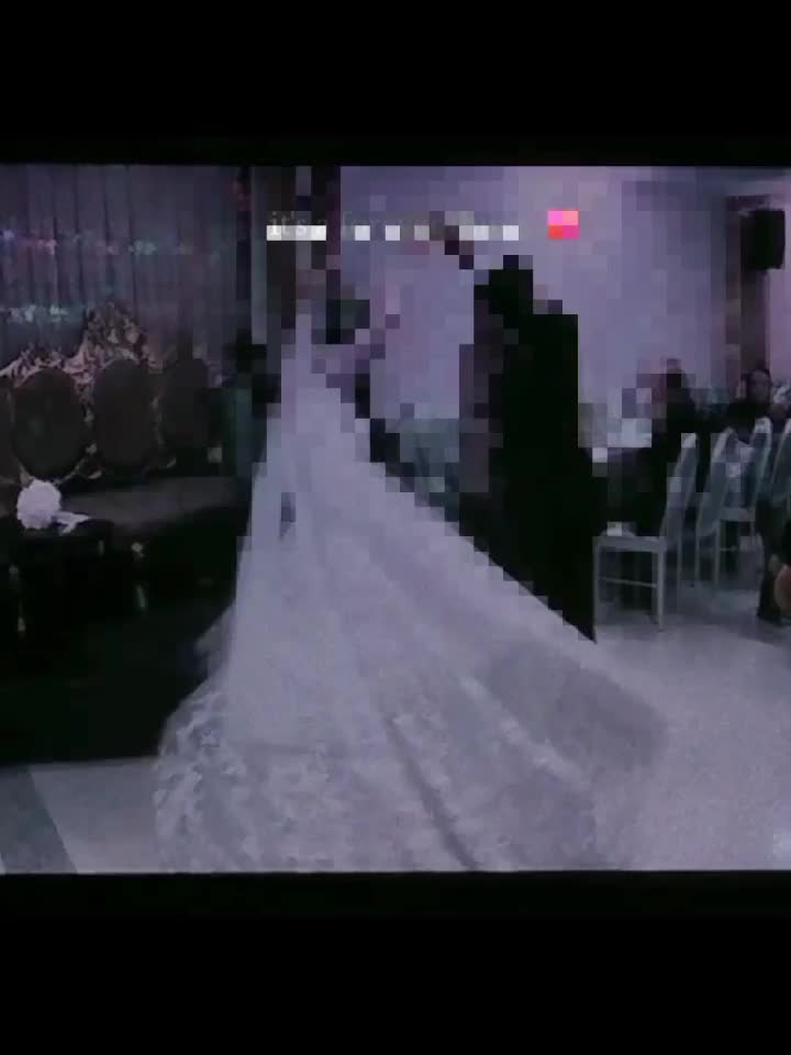 لباس عروس شیک|لباس|کاشان, کارگر|دیوار