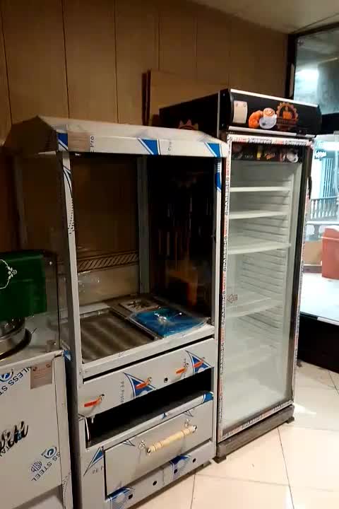 یخچال فلاف/ ساندویچی ایستاده نوک/ فر سینک صنعتی ۱۷|کافیشاپ و رستوران|سراوان, |دیوار