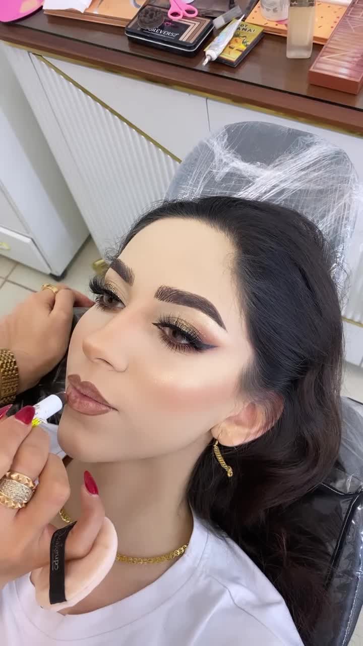 میکاپ و شینیون عروس|خدمات آرایشگری و زیبایی|خرم‌آباد, |دیوار