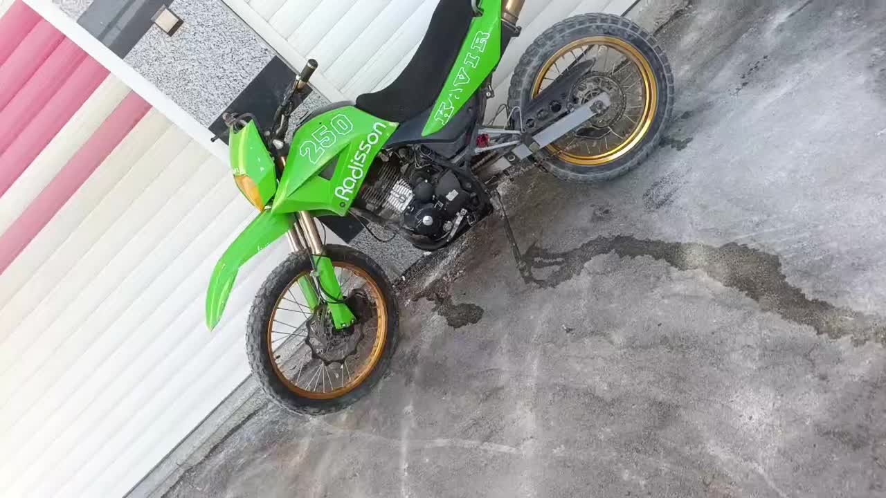 تریل رادیسون مدل ۹۵|موتورسیکلت|باغ بهادران, |دیوار