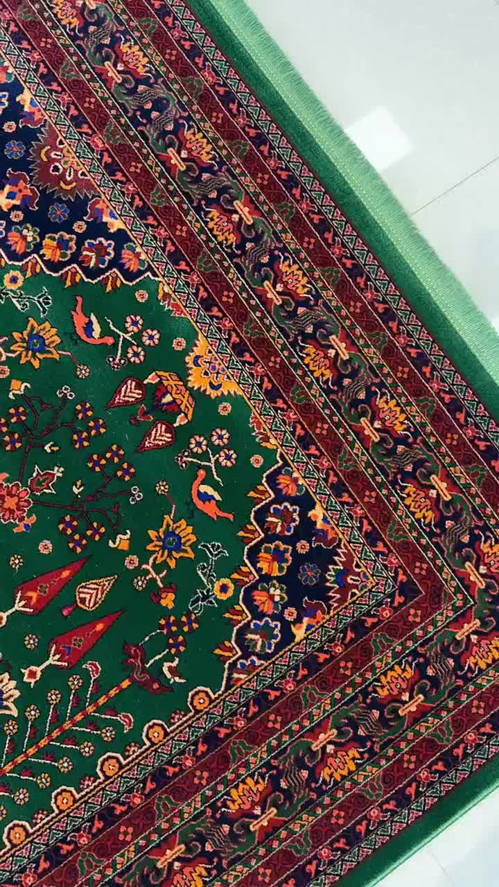 فرش طرح دستباف 700 شانه زمینه سبز کد 771092|فرش|شیراز, شاهچراغ|دیوار