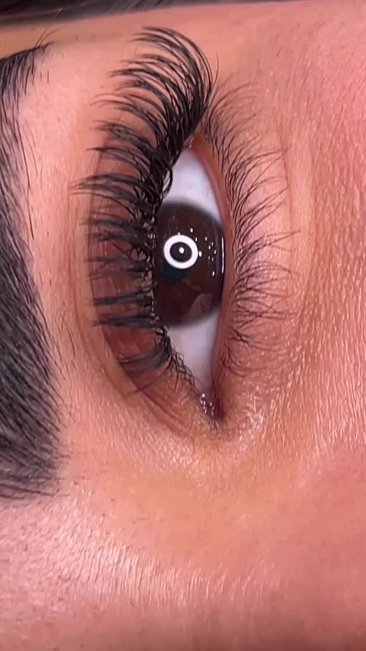 اکستنشن مژه، لیفت و لمینیت مژه و ابرو|خدمات آرایشگری و زیبایی|تهران, تهرانپارس جنوبی|دیوار