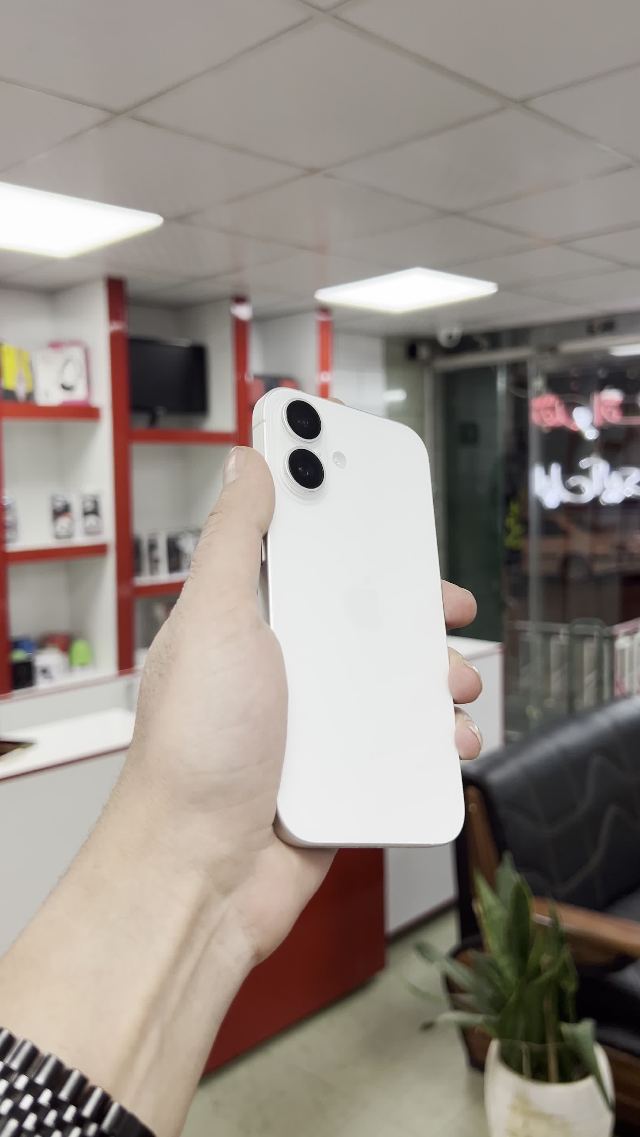 IPHONE 16|موبایل|خمینیشهر, |دیوار