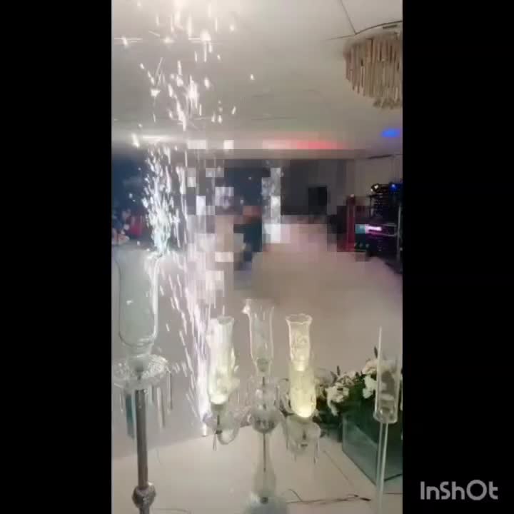 دی جی حرفه ای با تجهیزات کامل نورپردازی مراسم|خدمات پذیرایی، مراسم|بجنورد, |دیوار