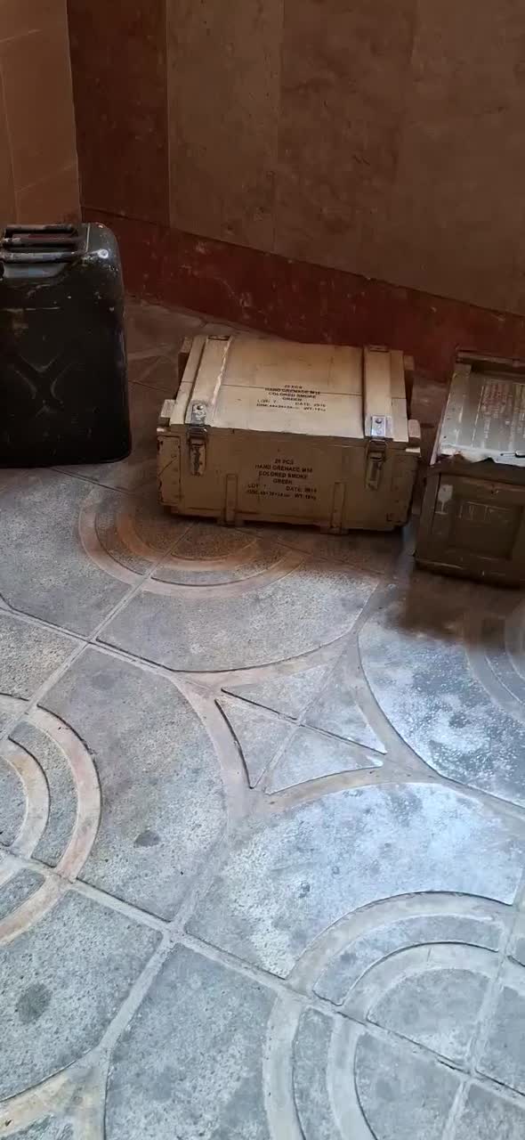 جعبه فلزی و چوبی قدیمی آمریکایی دکوری|مجسمه، تندیس، ماکت|تهران, بنیهاشم|دیوار