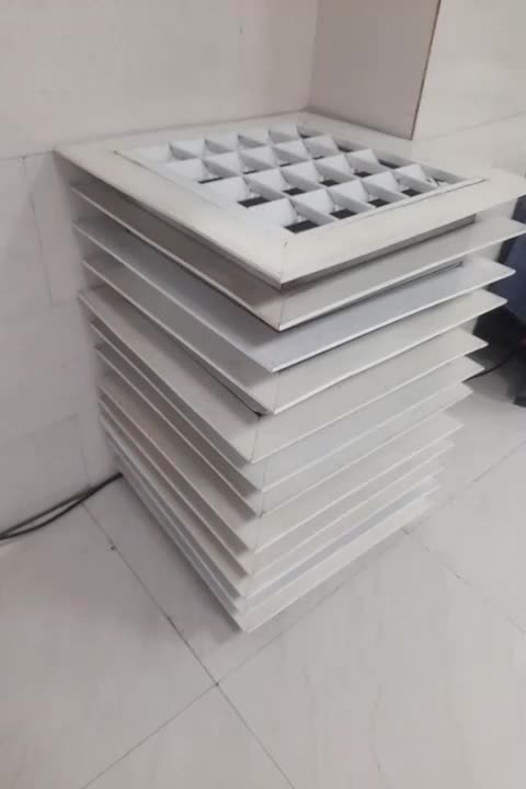 لامپ مهتابی شبکه ای در حد نو|لامپ و چراغ|فومن, |دیوار