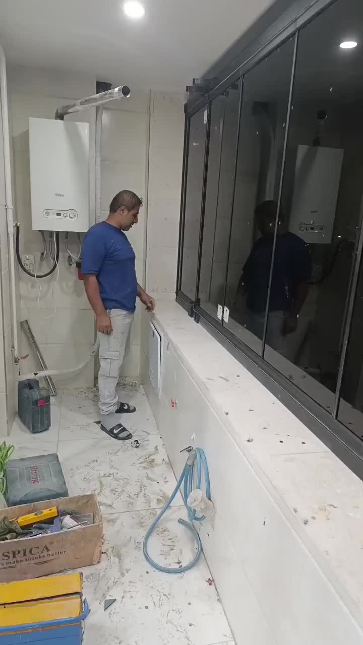 شیشه بالکنی تاشو و شیشه اسلاید|خدمات پیشه و مهارت|دزفول, |دیوار