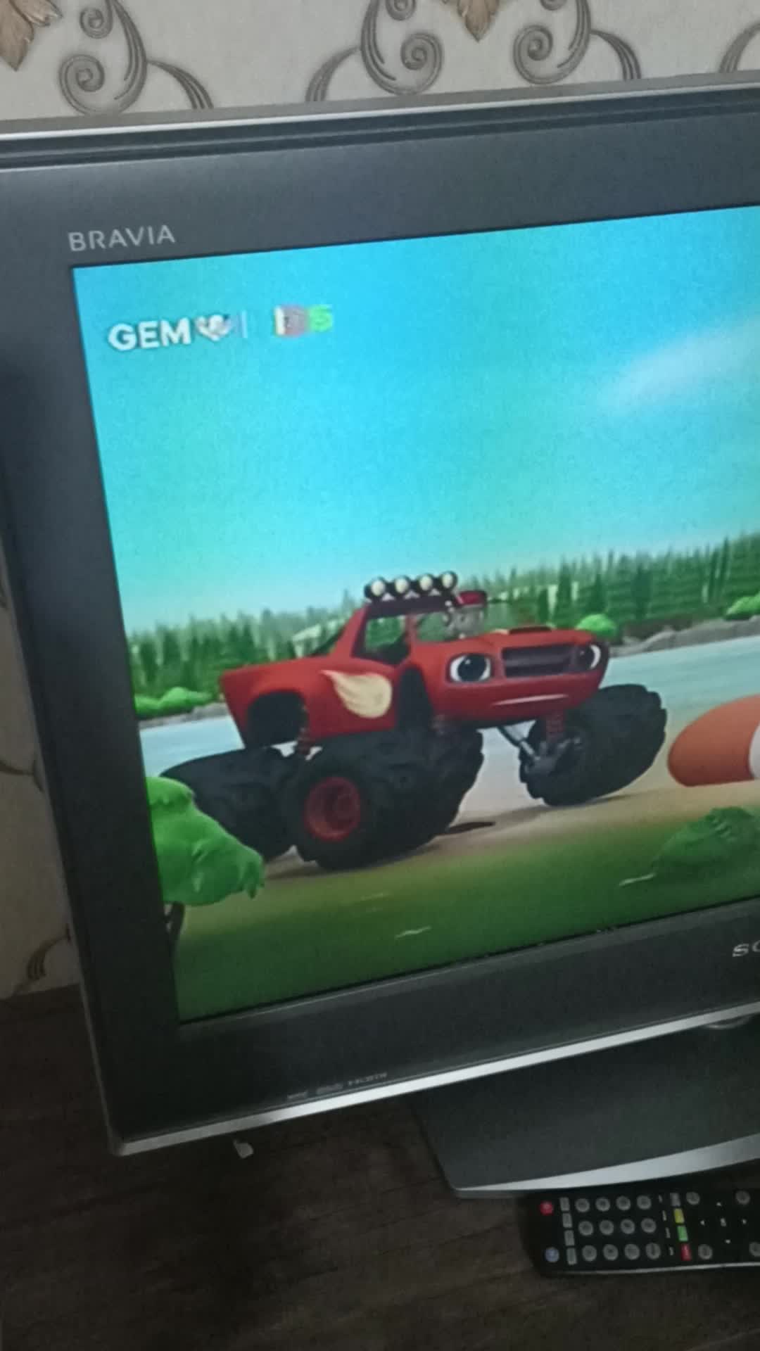 تلویزیون سونی براویا در حد نو|تلویزیون و پروژکتور|پردیس, فاز ۱۱|دیوار