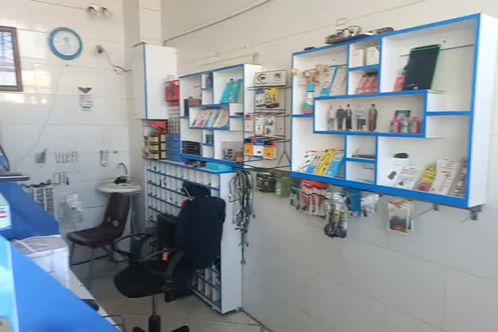 فروش ویترین و میز و کمد مغازه  تعمیرات موبایل|فروشگاه و مغازه|قائن, |دیوار