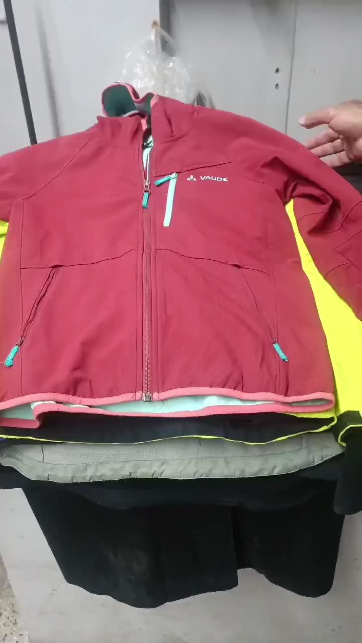 پلاستیک لباس کابشن تیشرت شومیز|لباس|بیرجند, |دیوار