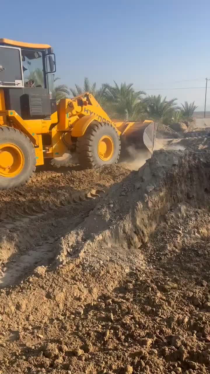 کار  اجاره لودر  تا بمپور و اطراف|خدمات پیشه و مهارت|ایرانشهر, |دیوار