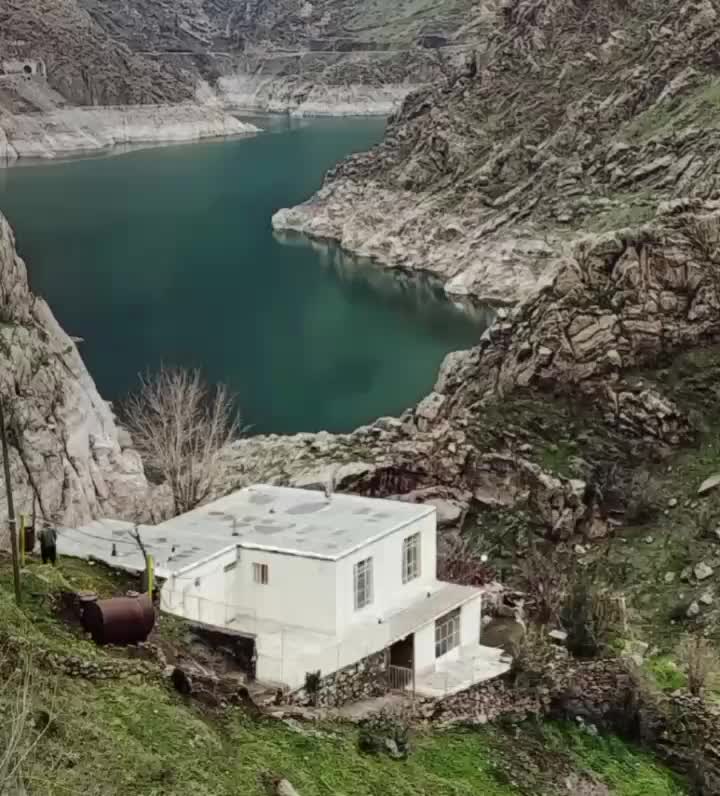 اقامتگاه دریاچه ،داریان،پاوه،هجیج،اورامانات سلین|اجارهٔ کوتاه‌مدت ویلا و باغ|کرمانشاه, |دیوار