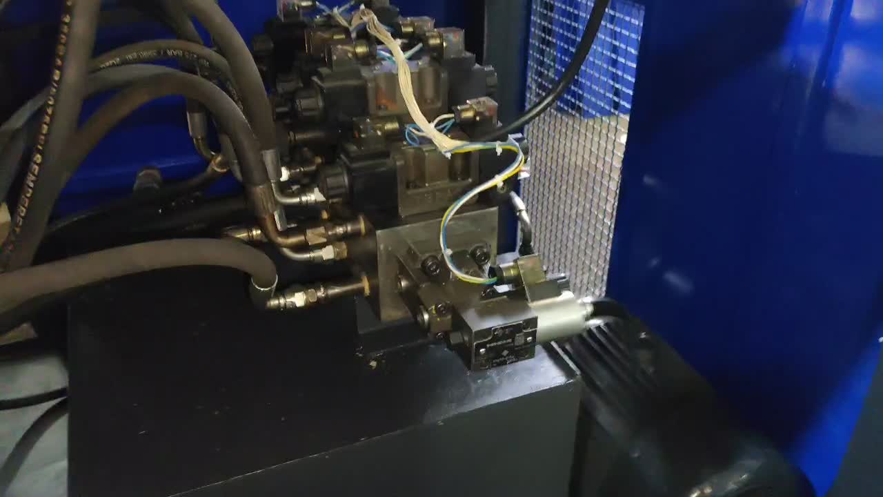 دستگاه تزریق پلاستیک بادی|ماشین‌آلات صنعتی|شهریار, رزکان|دیوار