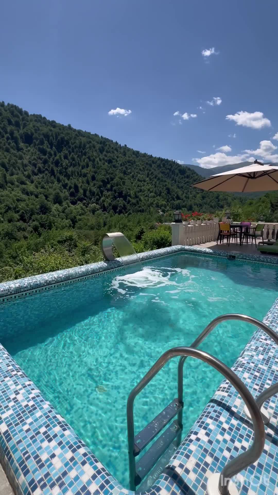 ویلا جنگلی استخردار ارشام همراه با بیلیارد|اجارهٔ کوتاه‌مدت ویلا و باغ|رشت, معلم|دیوار