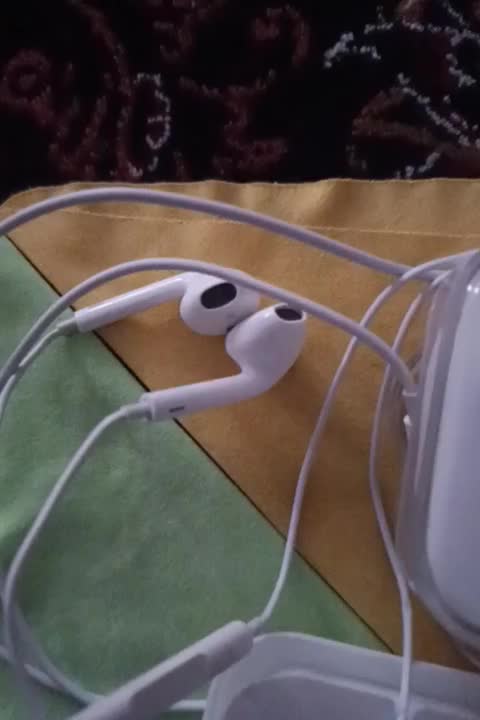 هندزفری اپل Ear pads با کانکتور جک ۳.۵ میلیمتر|لوازم جانبی موبایل و تبلت|اسلام‌‌آباد غرب, |دیوار