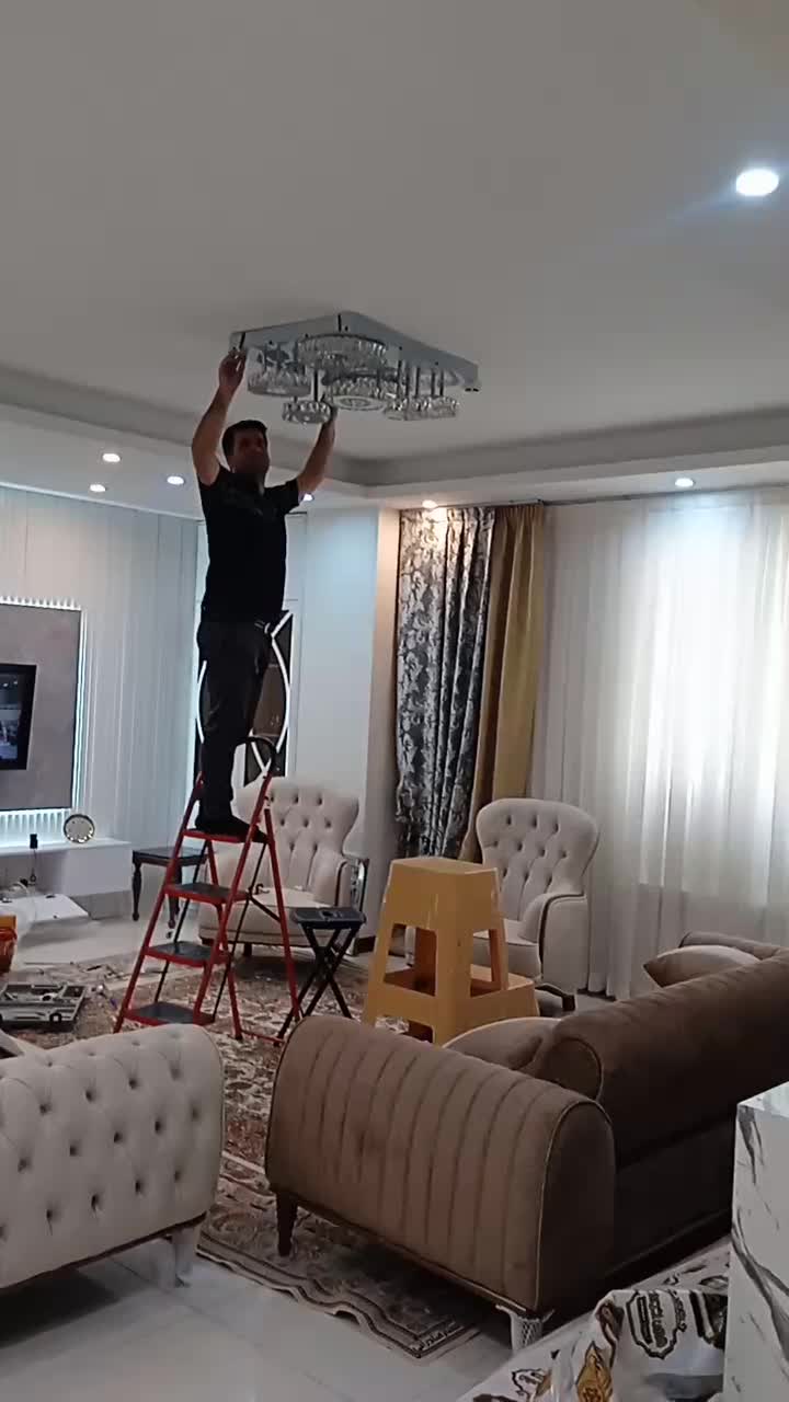 نصب لوستر و برقکاری وعیب یابی و روشنایی عیب یابی|خدمات پیشه و مهارت|کرج, شهرک بنفشه|دیوار