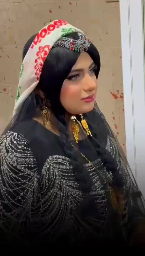 میکاپ و زلف سالن سیمینه(سه راهی) ۶۵۰|خدمات آرایشگری و زیبایی|دوگنبدان, |دیوار