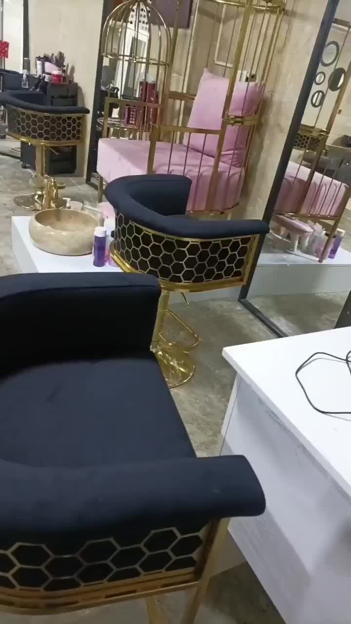 تمامی وسایل آرایشگاه یکجا بفروش میرسد|آرایشگاه و سالنهای زیبایی|خوی, |دیوار