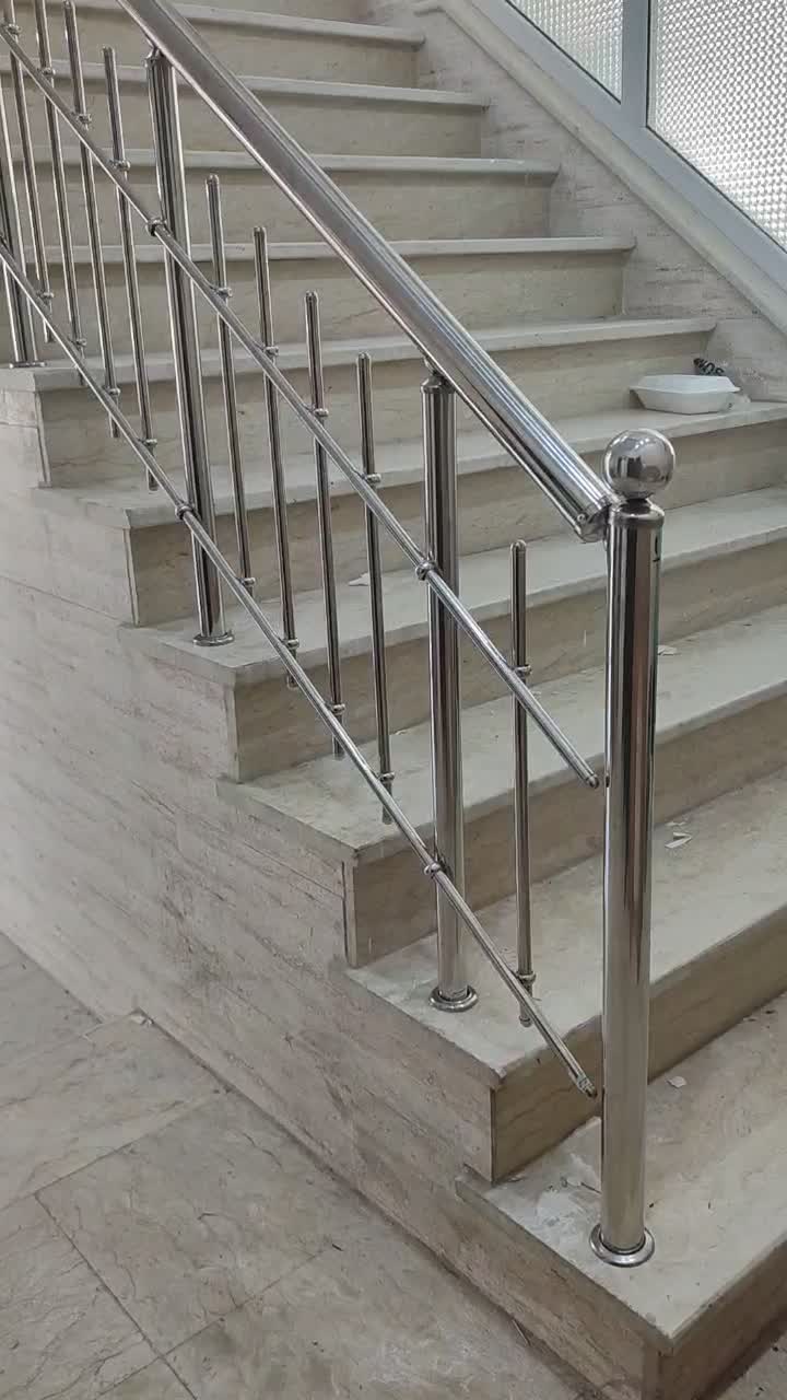 نصب انواع نرده استیل،چوبی،فلزی رنگ کوره ای،دستگیره|خدمات پیشه و مهارت|دزفول, |دیوار