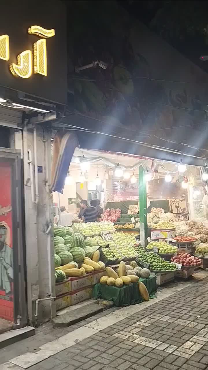 اپلاسیون رنگ و لایت میکاپ و شنیون اصلاح کوتاهی مو|خدمات آرایشگری و زیبایی|مشهد, آزادشهر|دیوار