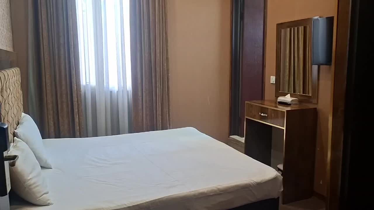 هتل/هتل آپارتمان/هتل ستاره دار/سوییت|اجارهٔ کوتاه‌مدت آپارتمان و سوئیت|مشهد, نوغان|دیوار