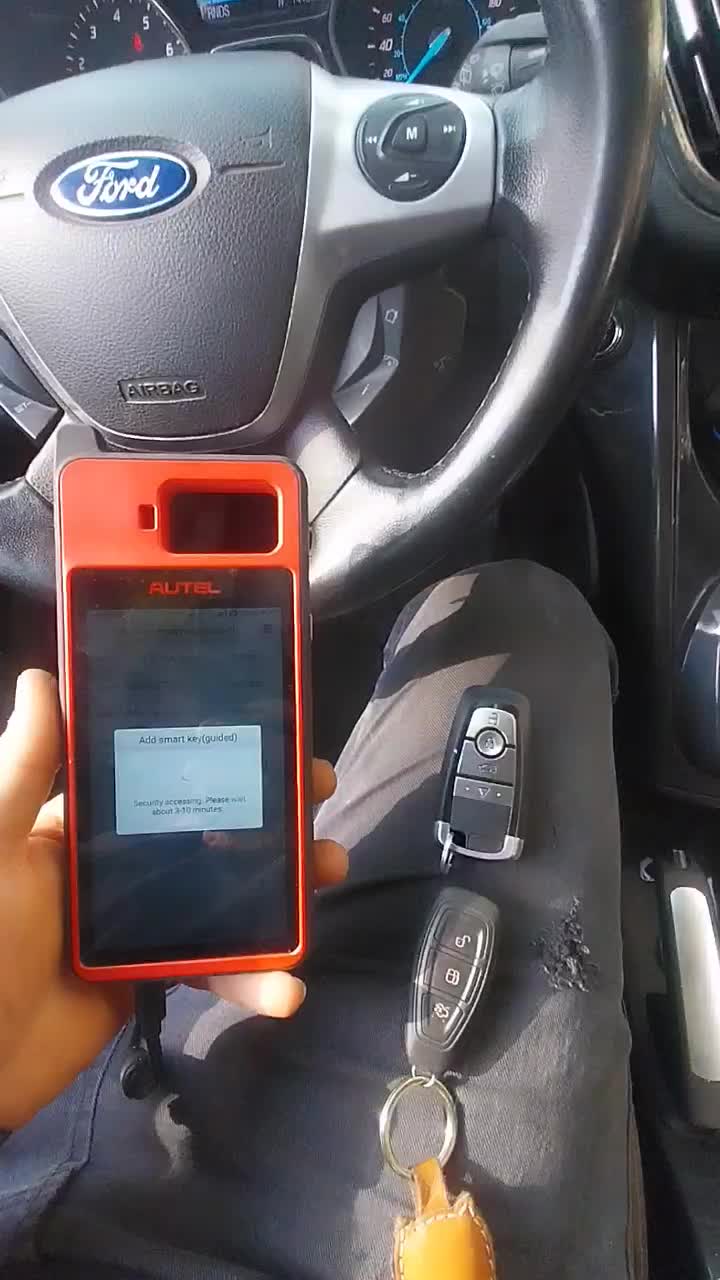 کلید سازی سلو ساخت سوئیچ وریموت خودرو|خدمات پیشه و مهارت|رشت, لاکانی|دیوار