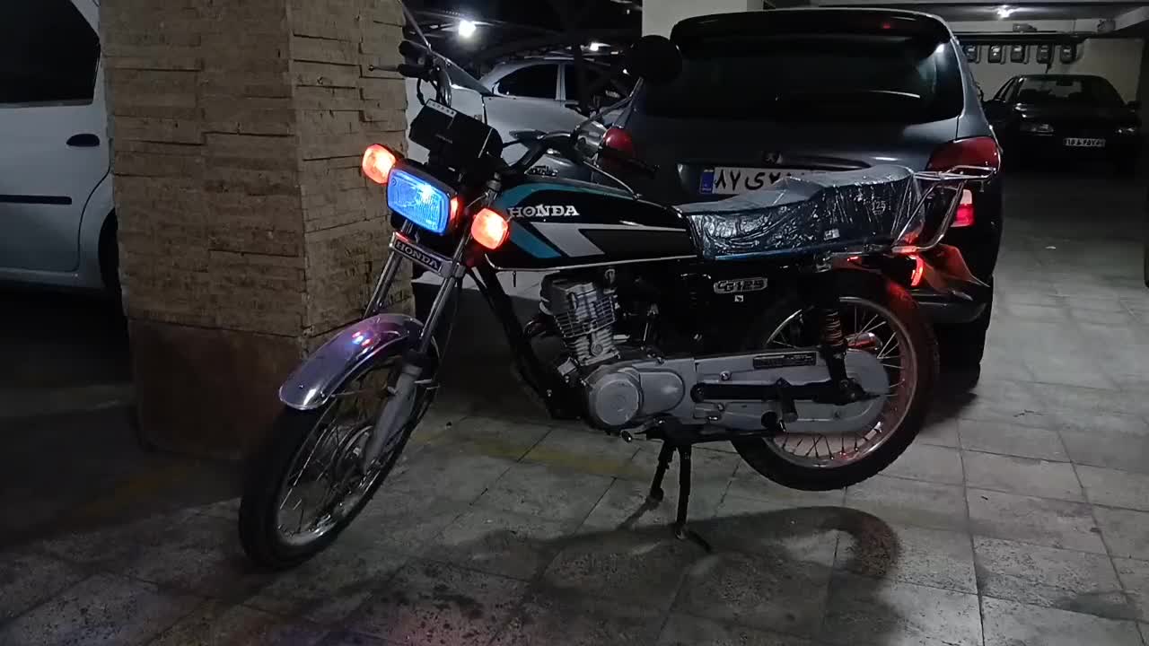 هوندا ۱۲۵ سپند وحشی تمیز|موتورسیکلت|اندیشه, اندیشه فاز ۶|دیوار