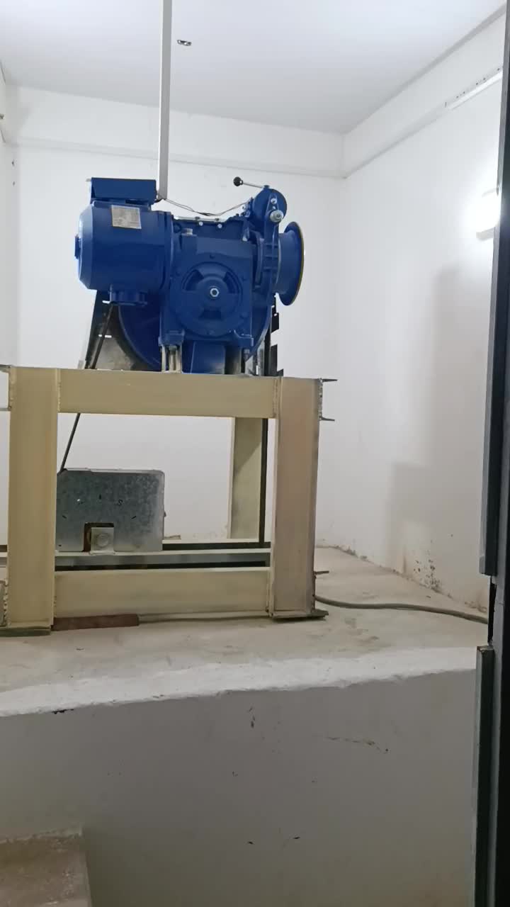 آسانسور و بالابر هیدرولیکی|خدمات پیشه و مهارت|خرمآباد, |دیوار