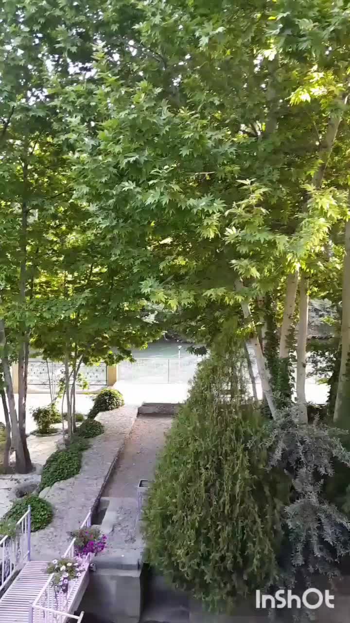 اجاره ویلاسوئیت باغ(لب آب)باغبهادران باغبادران|اجارهٔ کوتاه‌مدت ویلا و باغ|اصفهان, خواجو|دیوار