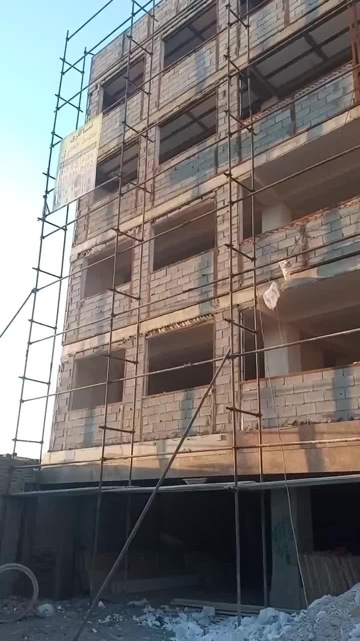 پیش فروش آپارتمان لوکس 100 متری 2خوابه مرکز شهر|فروش آپارتمان|اهر, |دیوار