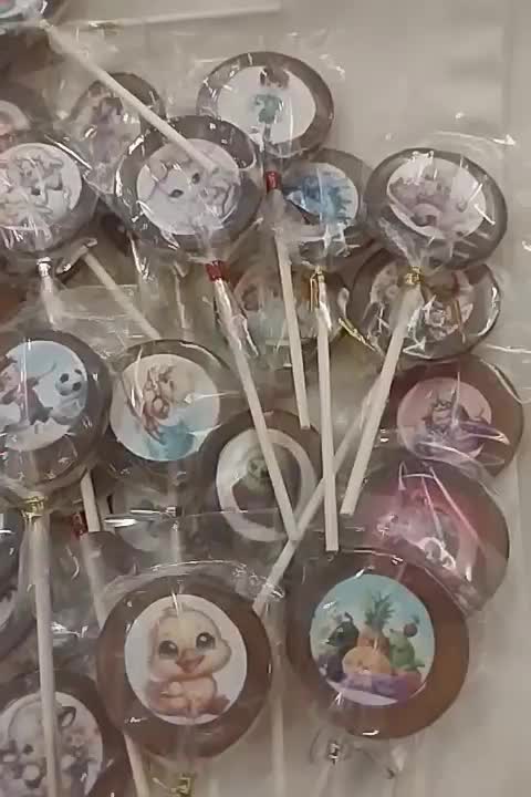 آبنبات چوبی با برچسب خوراکی یلدا وشکر قهوه ای|خوردنی و آشامیدنی|تهران, اتابک|دیوار