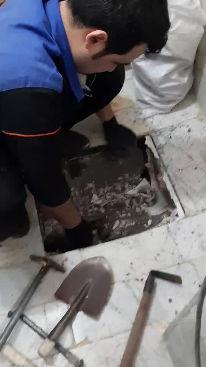 لوله بازکنی معلم،صفاری،سبزه میدان،|خدمات پیشه و مهارت|رشت, جهاد|دیوار