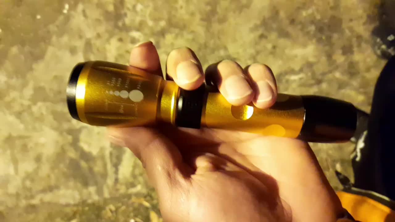 چراغ قوه پلیسی اصل بابورد نوری ۲هزار متر آکبند|کوهنوردی و کمپینگ|اهواز, بیست متری شهرداری|دیوار