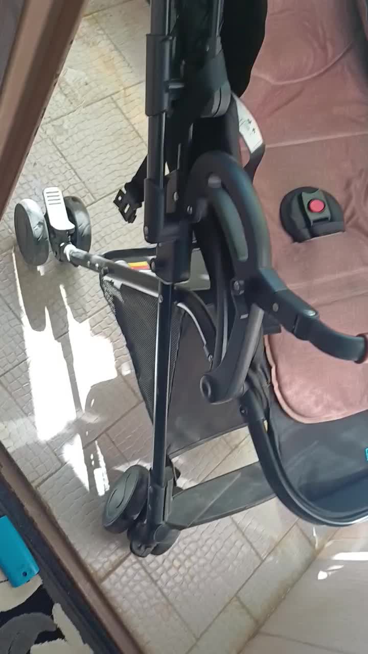 کالسکه تاشو مسافرتی بی بی فور لایف آلمان|کالسکه و لوازم جانبی|صباشهر, |دیوار