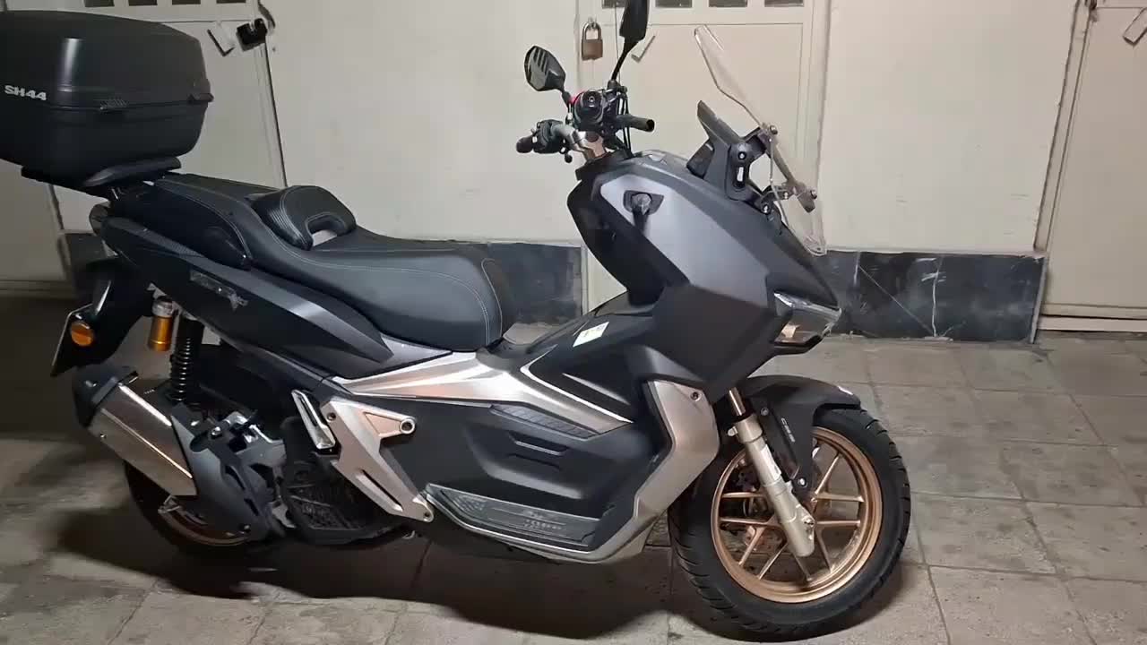 موتورagv150(box) مدل اسفند ۱۴۰۳ خشک|موتورسیکلت|تهران, دبستان|دیوار