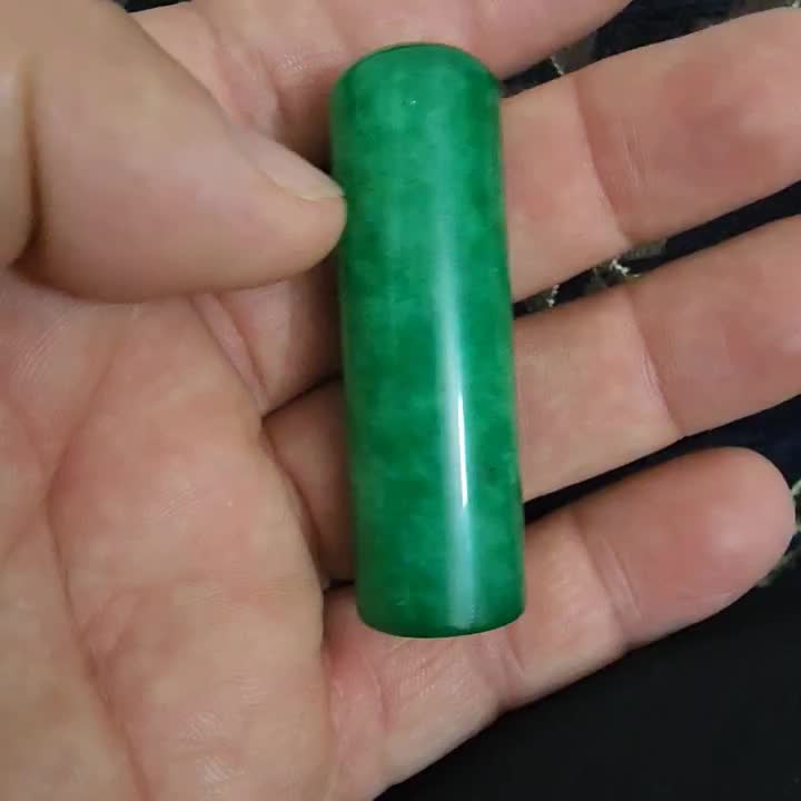 سنگ سبزمشکوک به یشم|جواهرات|روانسر, |دیوار