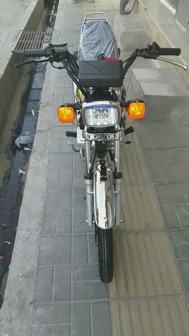 کویر۱۵۰ccمدل1400درحدخشک مدارتکمیل وبیمه وبنام|موتورسیکلت|قم, شهرک امام حسین|دیوار