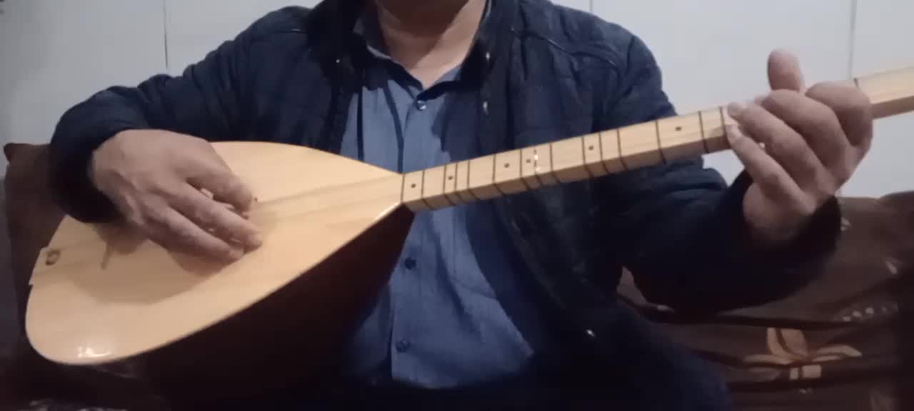 ساز سنتی|سازهای سنتی|ارومیه, |دیوار